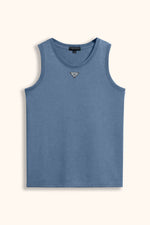 تيشيرت جينز بدون أكمام بلون أزرق باهت