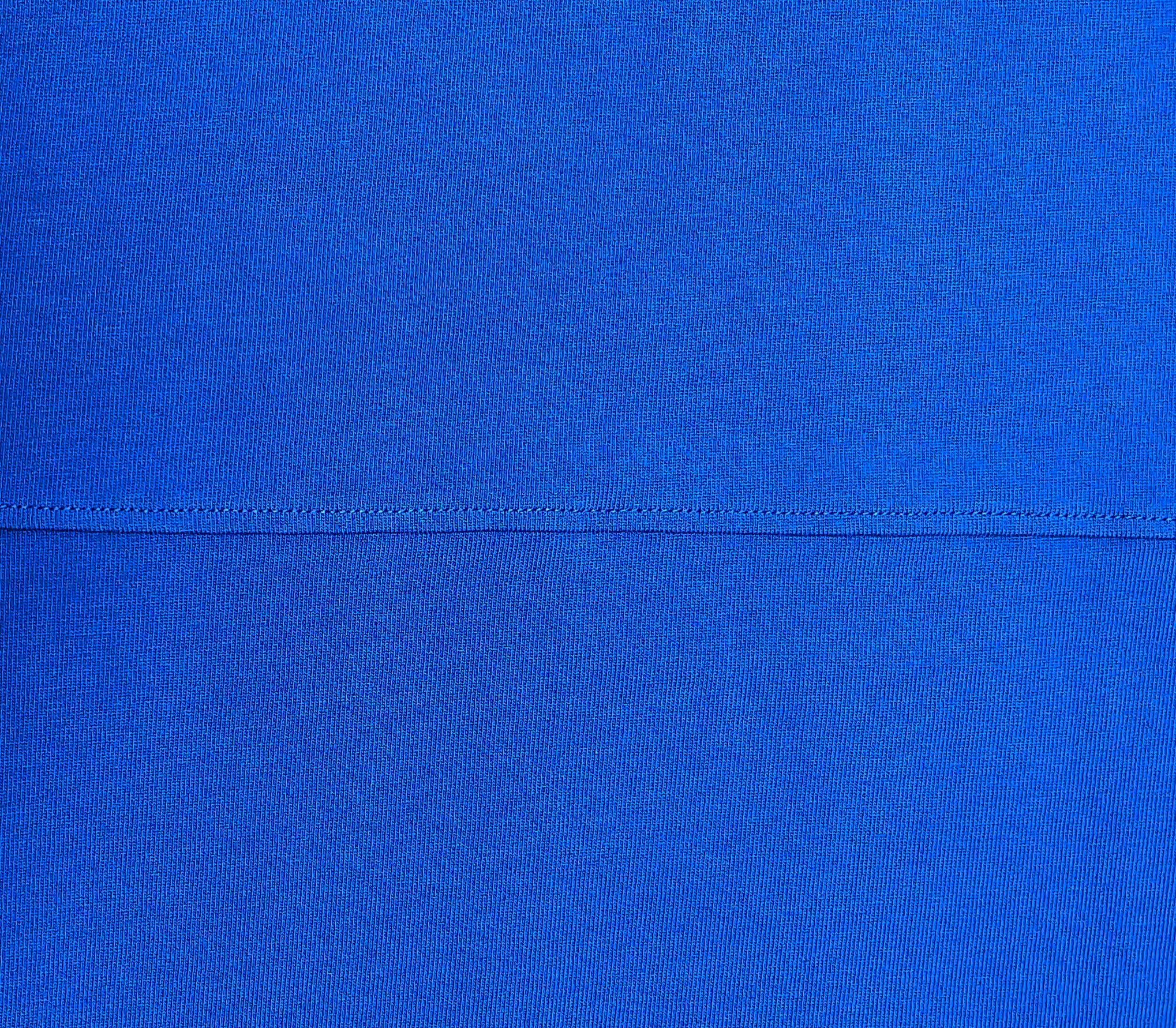 IZGGI - IZGGI Essentials T-shirt in Royal Blue