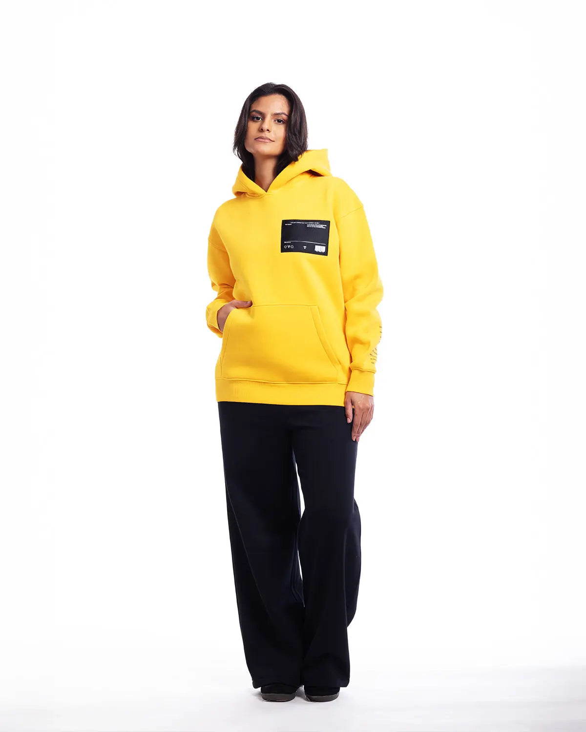 Essence- Women's Straight Fit Sweatpants in Black - IZGGI