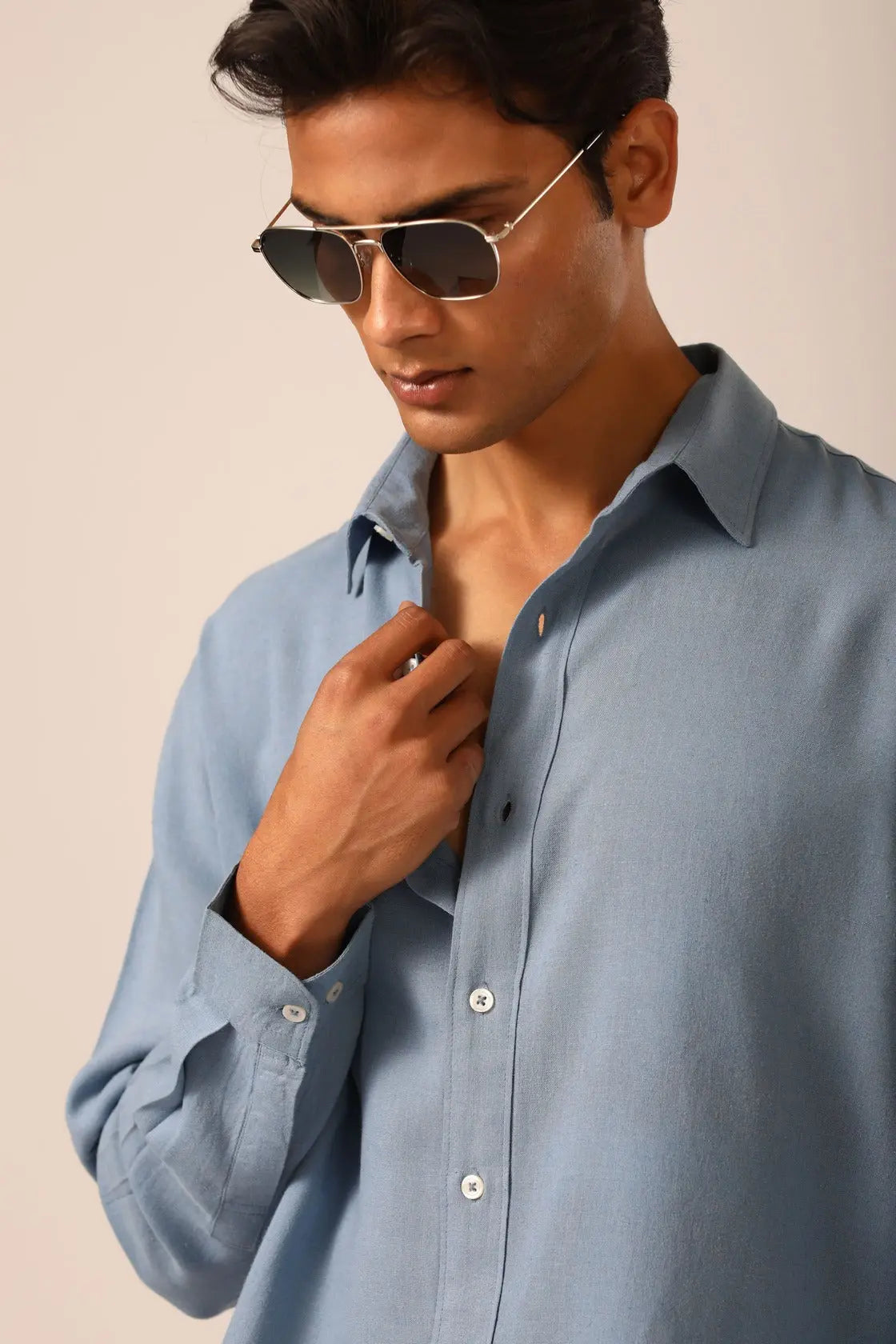 Linen Shirt in Steel Blue - IZGGI