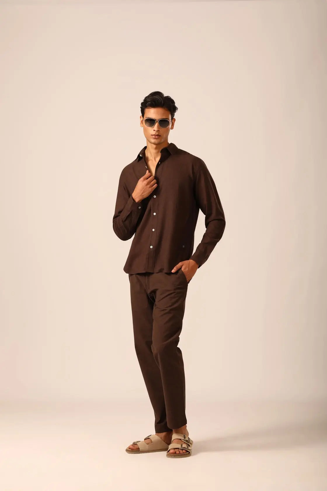 Linen Shirt in Espresso - IZGGI
