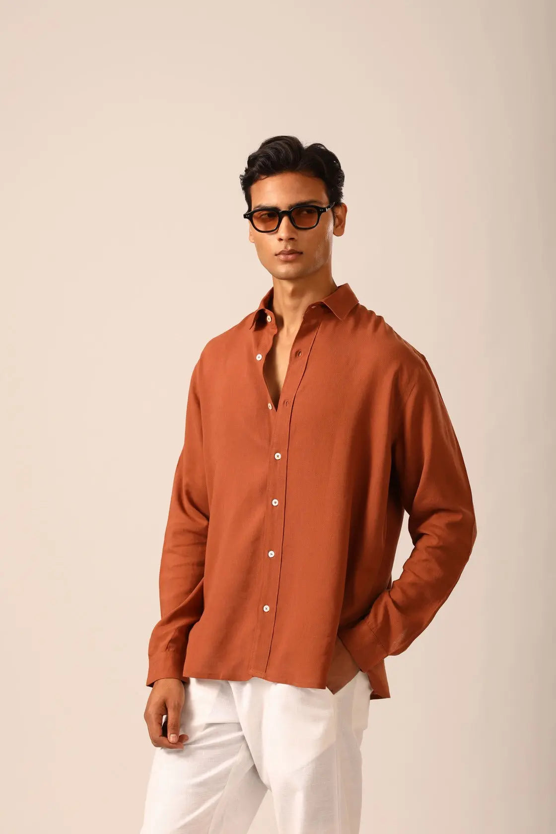 Linen Shirt in Pecan - IZGGI