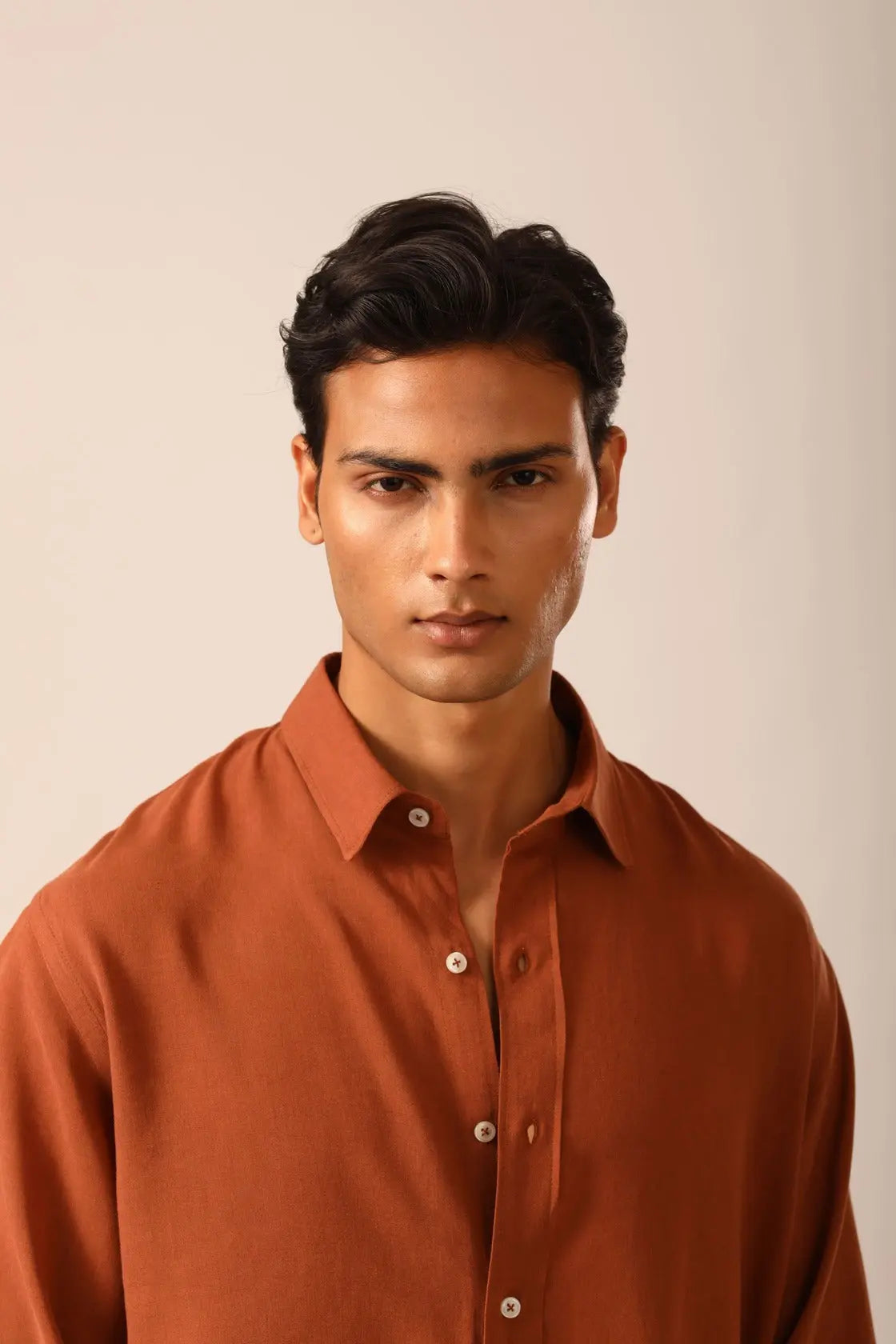 Linen Shirt in Pecan - IZGGI