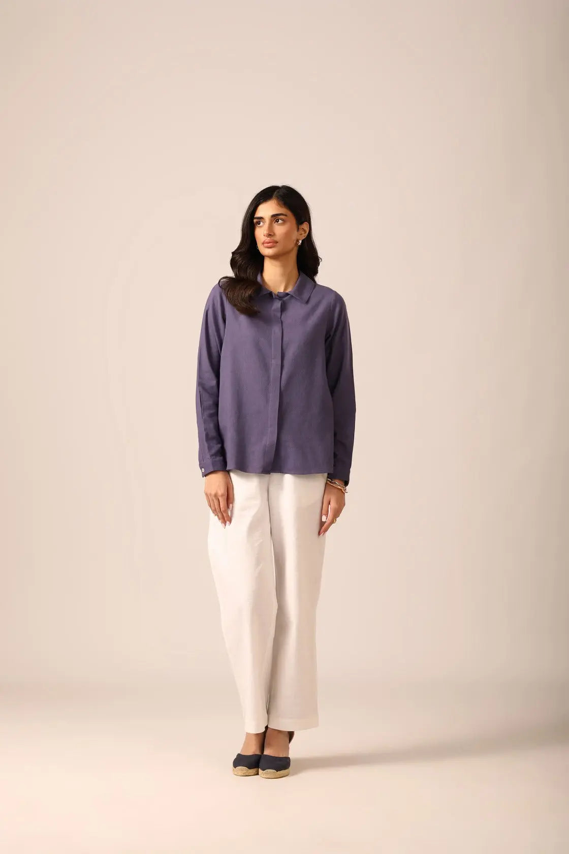 Bria A-line Linen Shirt in Iris - IZGGI