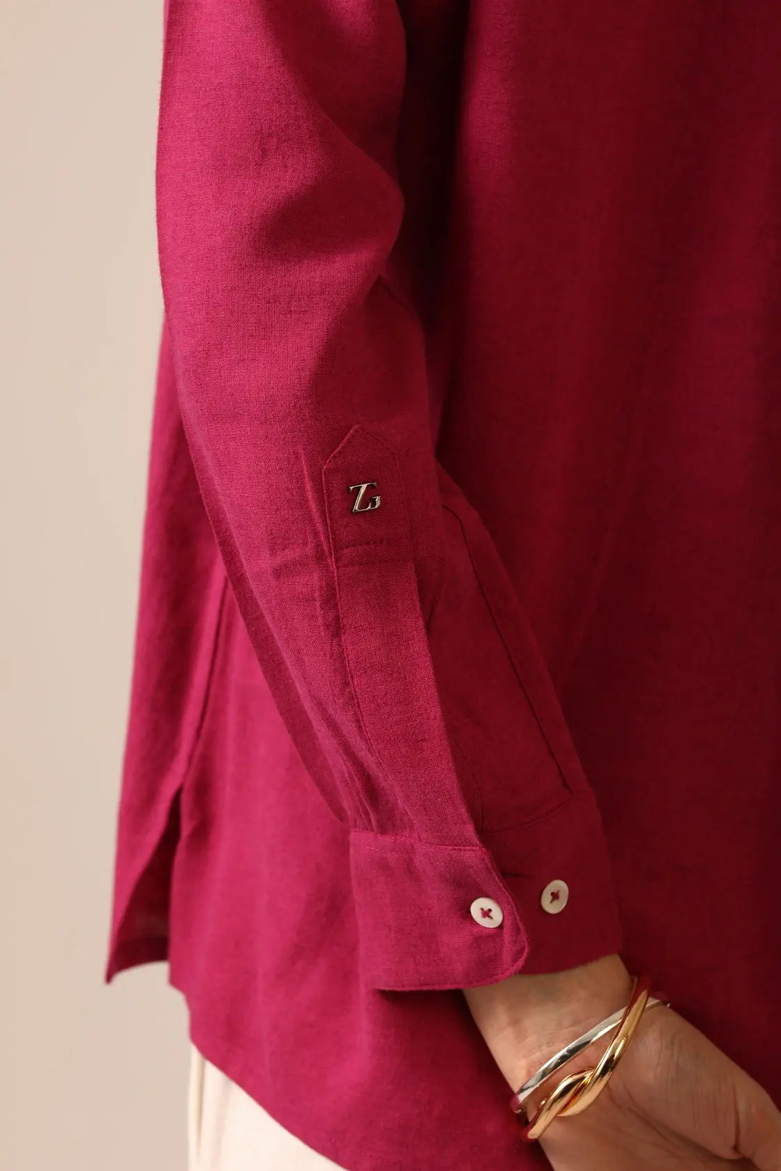 Elm Chinese Collar Linen Shirt in Berry - IZGGI