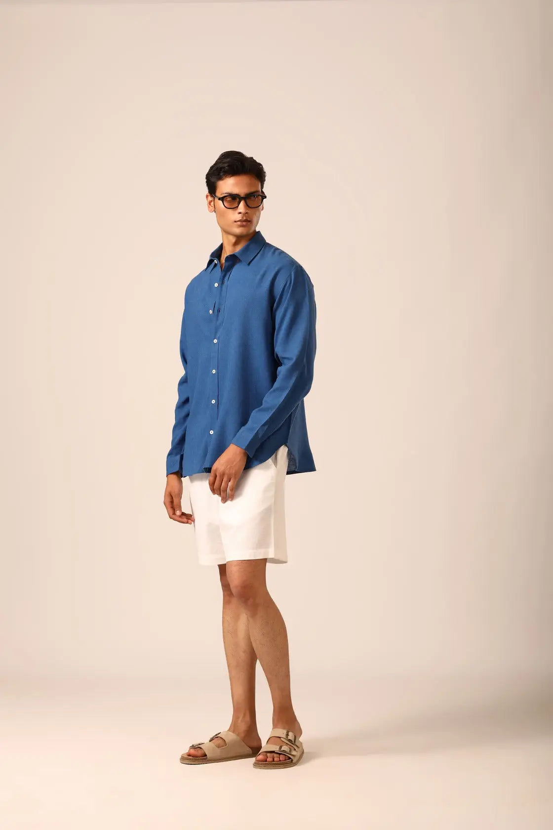 Linen Shirt in Oxford Blue - IZGGI
