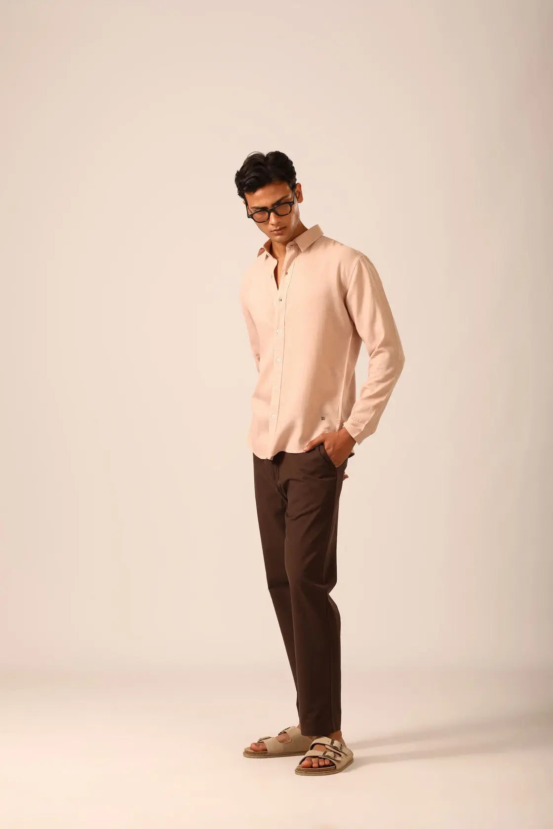 Linen Shirt in Powder Puff - IZGGI