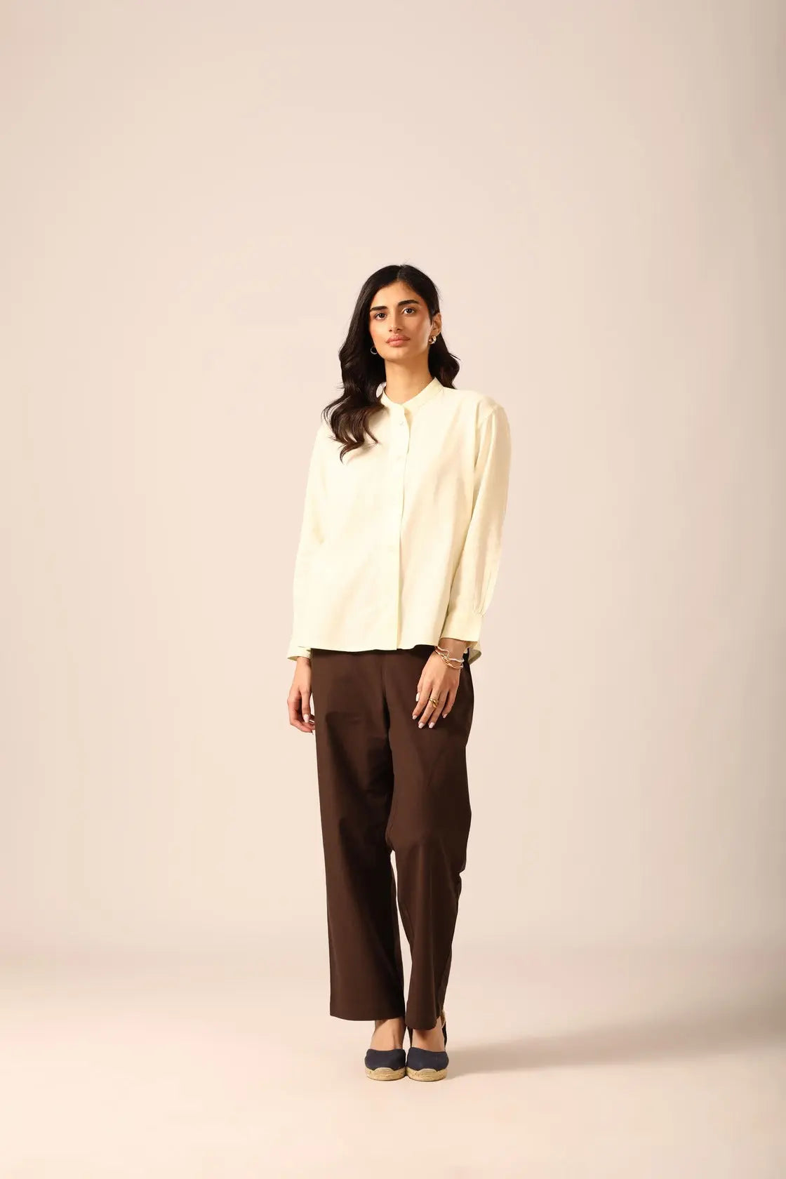 Elm Chinese Collar Linen Shirt in Vanilla - IZGGI
