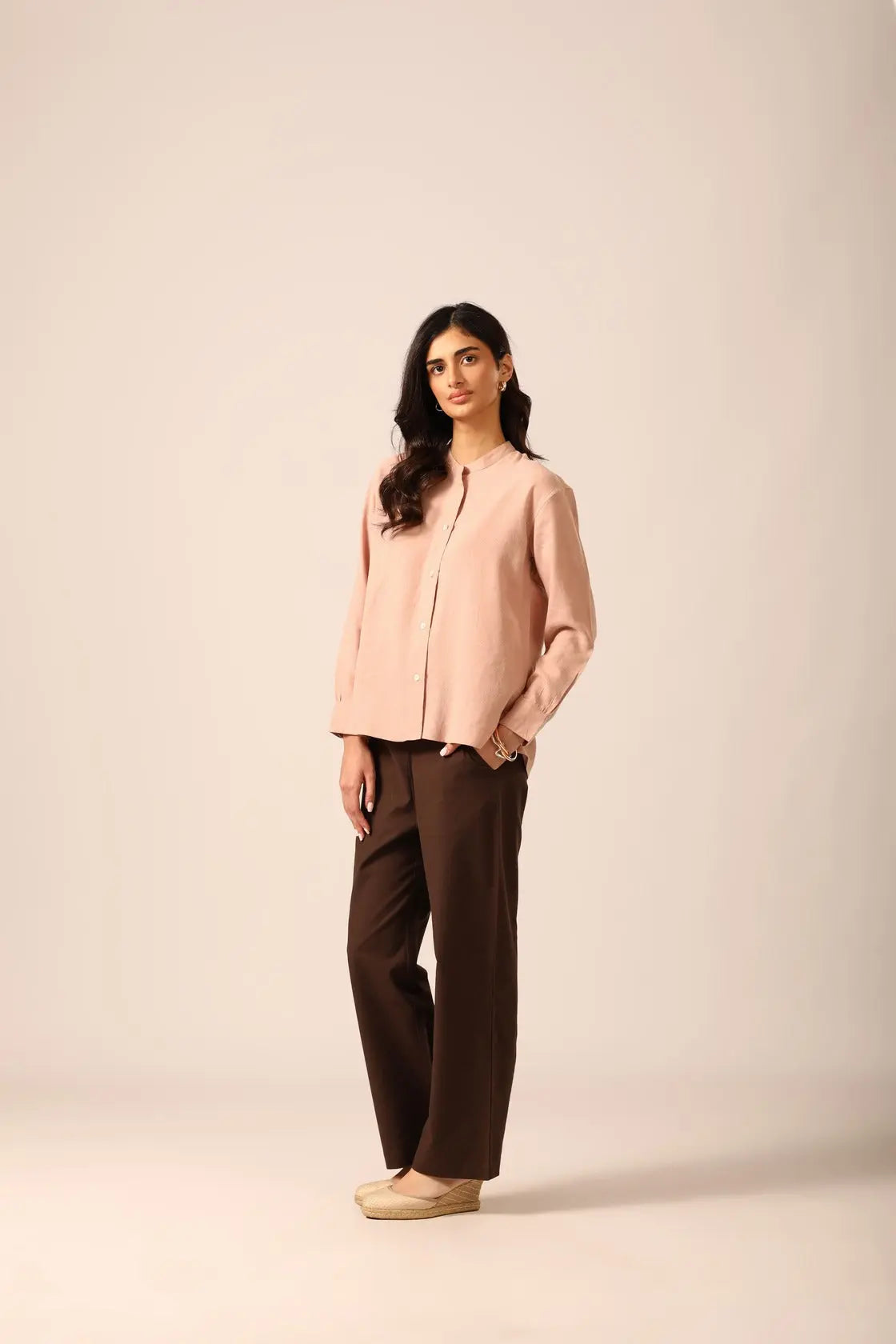 Elm Chinese Collar Linen Shirt in Powder Puff - IZGGI