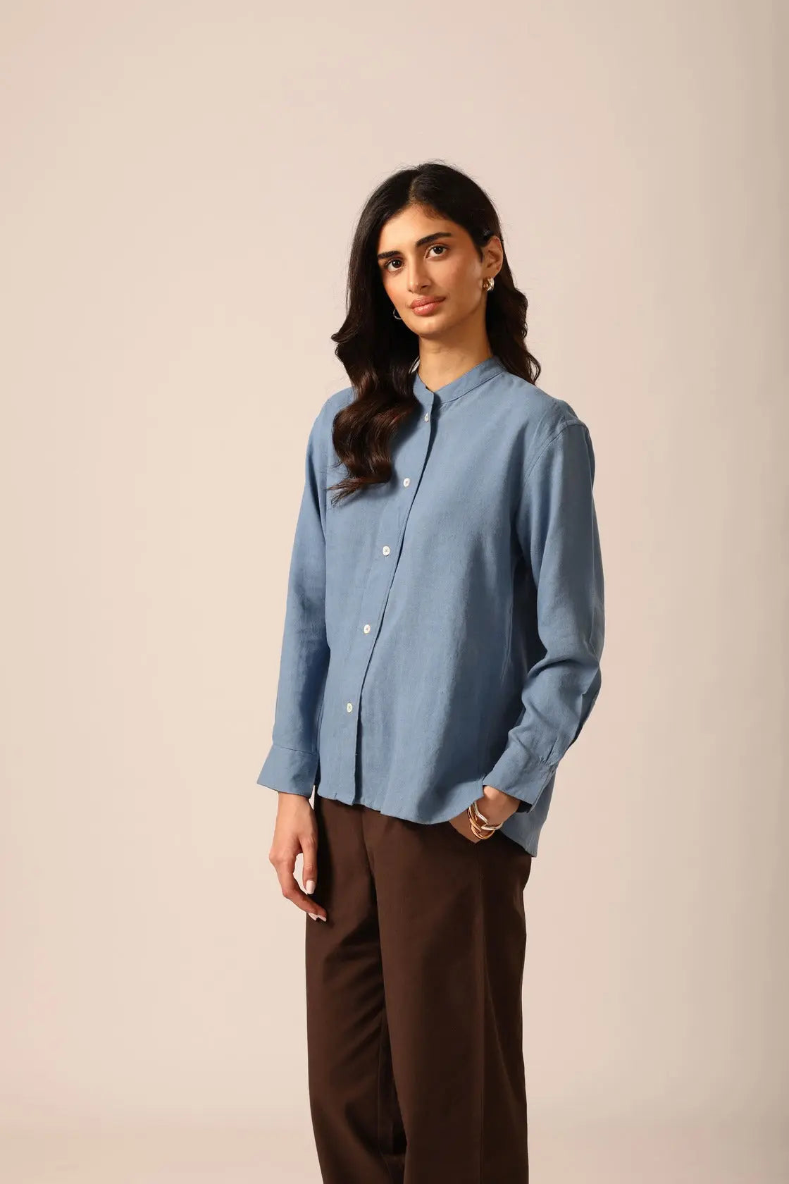 Elm Chinese Collar Linen Shirt in Steel Blue - IZGGI