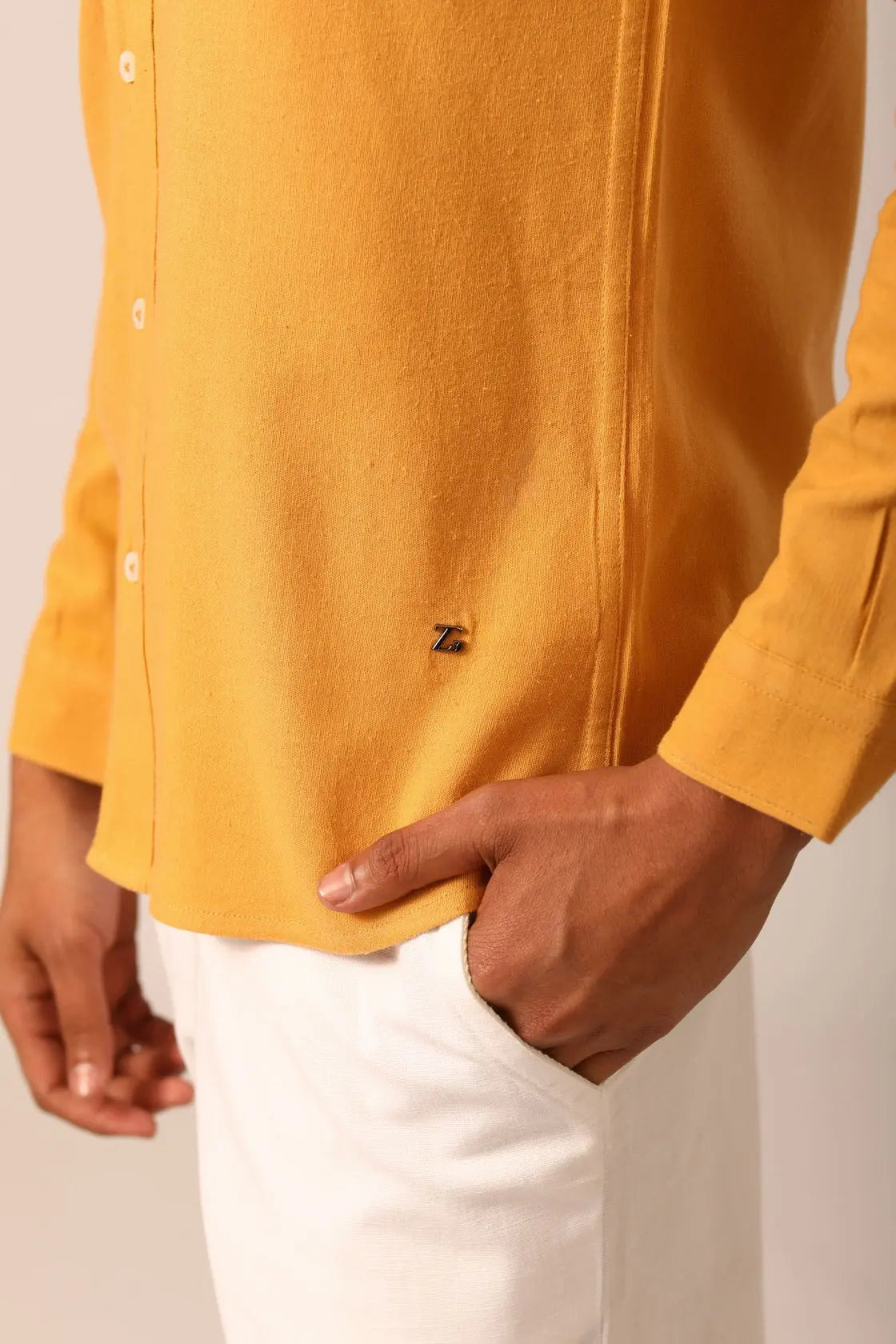 Linen Shirt in Mango - IZGGI