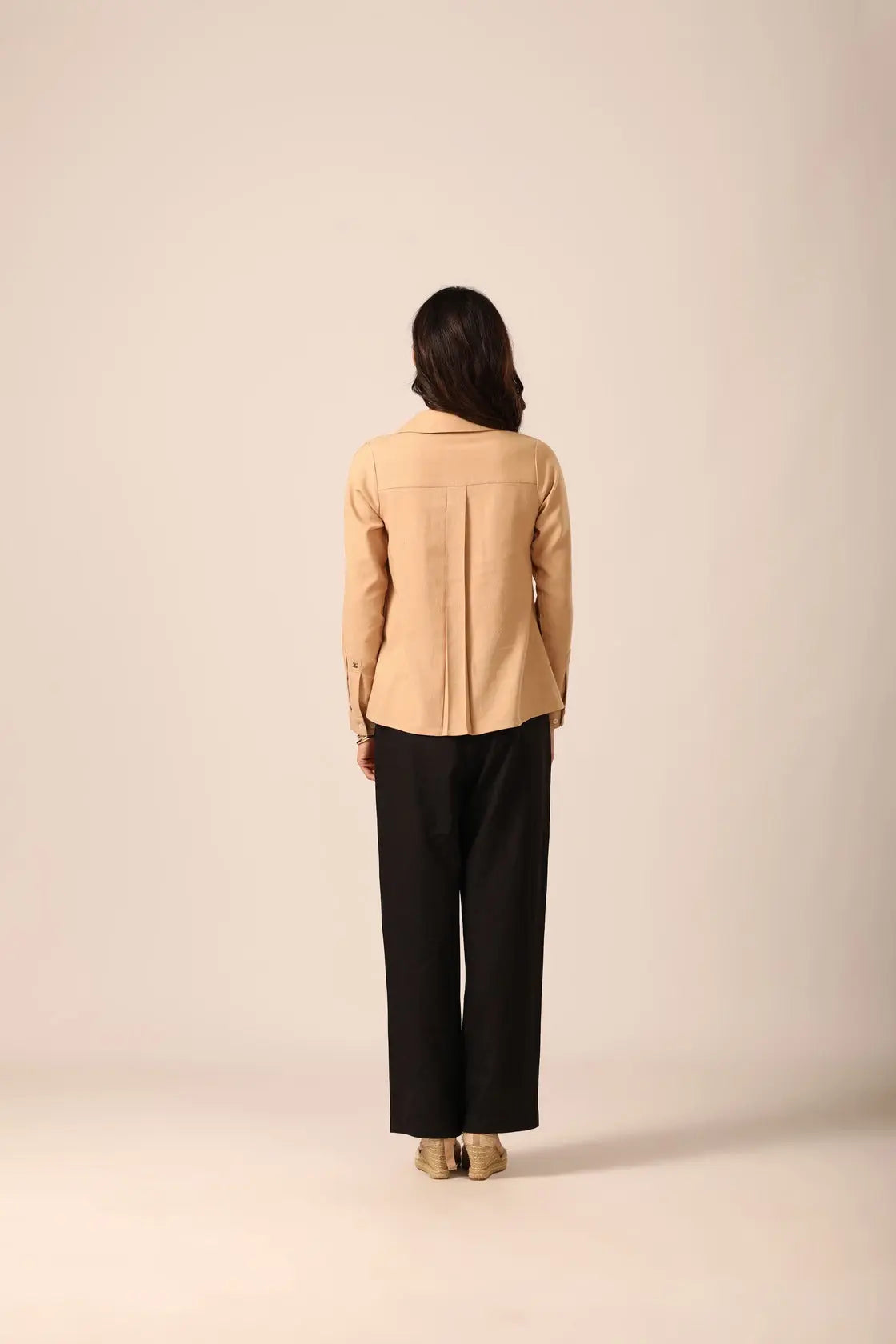 Bria A-line Linen Shirt in Flesh - IZGGI