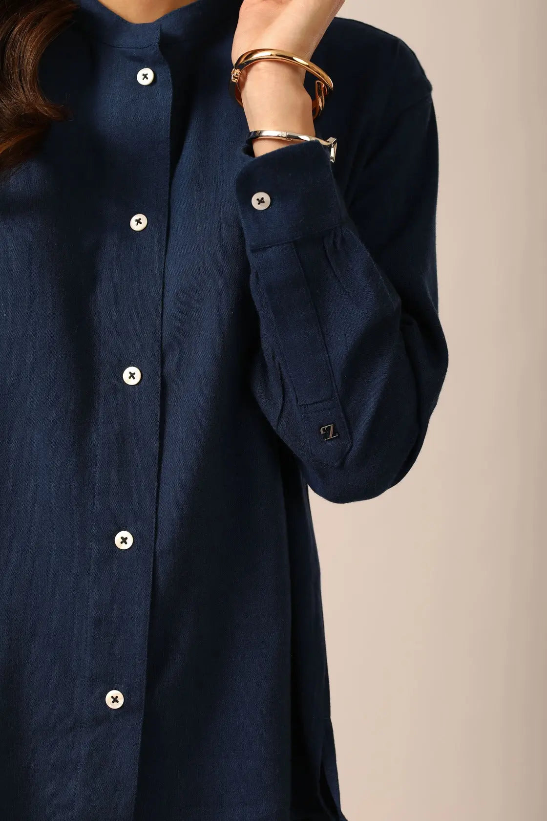 Elm Chinese Collar Linen Shirt in Midnight Blue - IZGGI