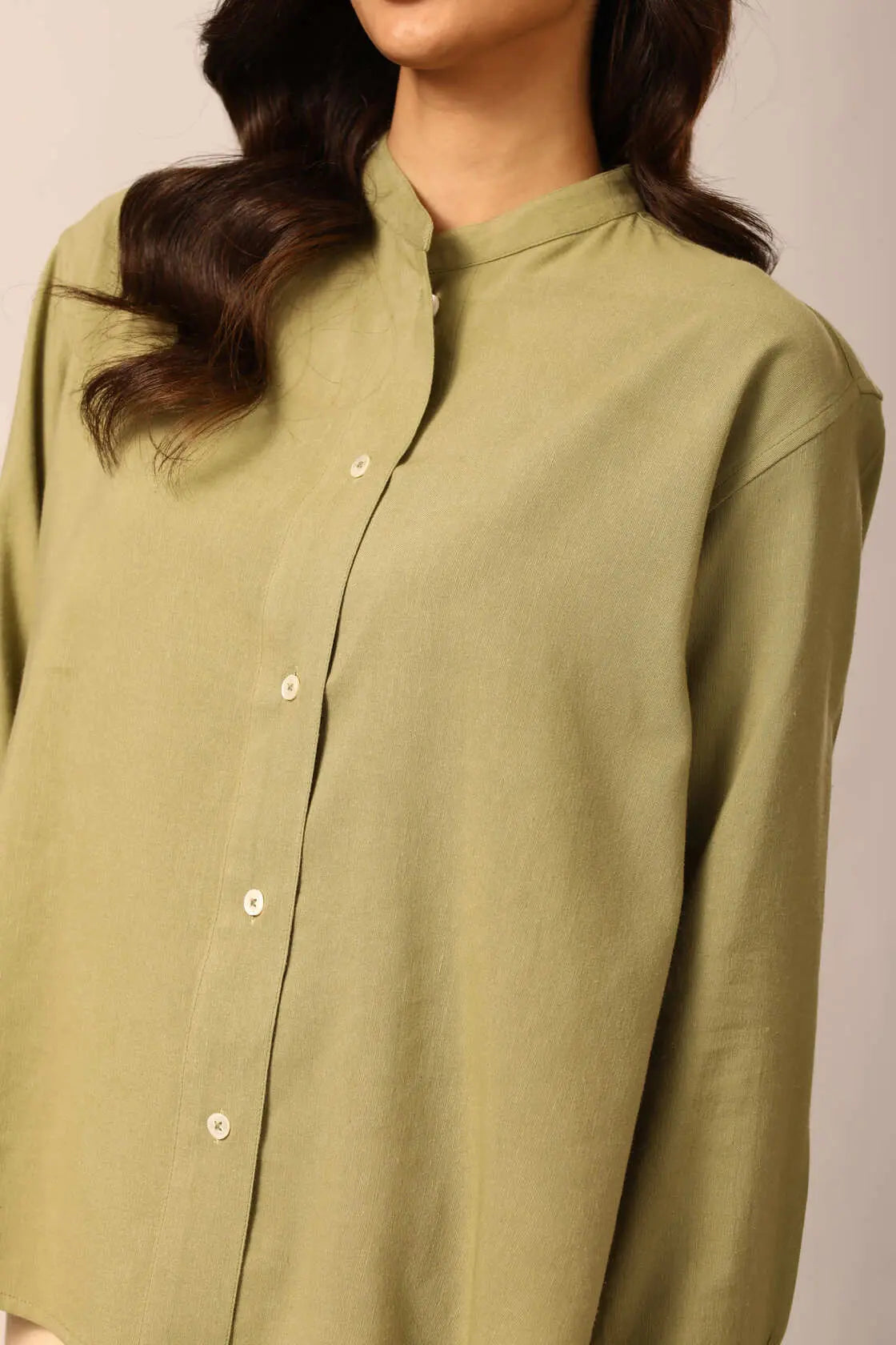 Elm Chinese Collar Linen Shirt in Sage - IZGGI