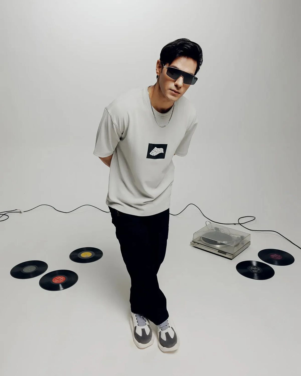 Chiller T-Shirt - IZGGI